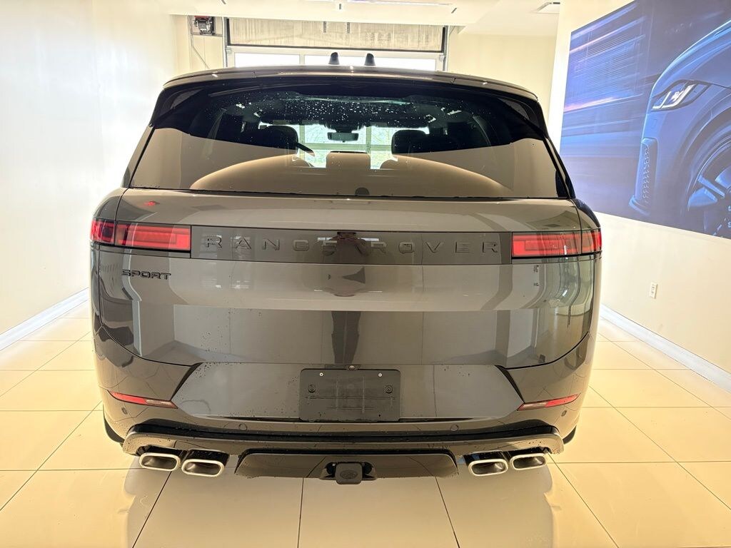 New 2026 Land Rover Range Rover Sport Dynamic SE SUV