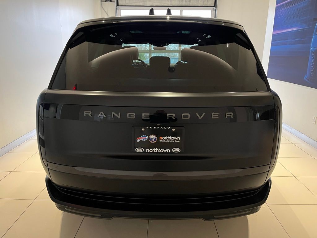 2025 Land Rover Range Rover SE - Photo 13