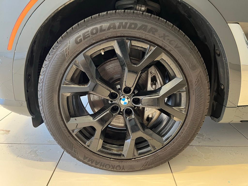 2023 BMW X7 40i - Photo 14
