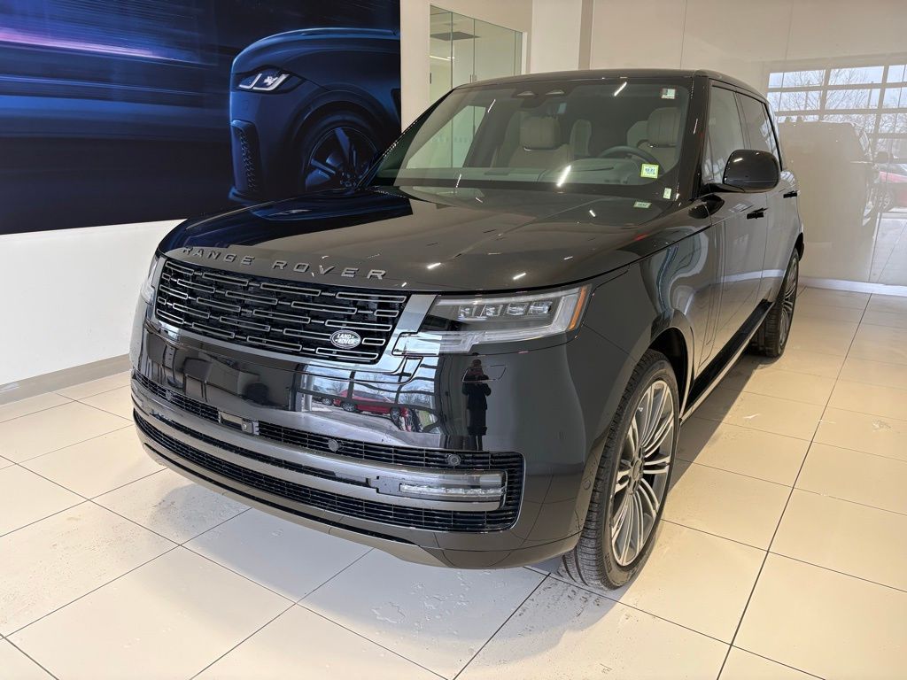 2026 Land Rover Range Rover 4.4 SE LWB 7's photo