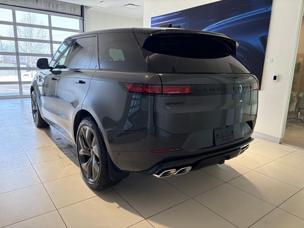 New 2026 Land Rover Range Rover Sport Dynamic SE SUV