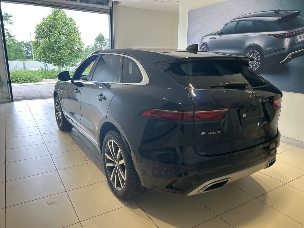 2021 Jaguar F-PACE P340 S photo 2