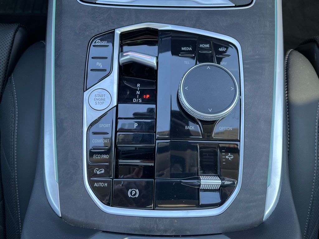 2023 BMW X7 40i - Photo 43