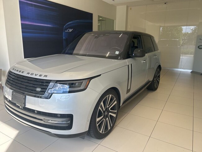 2023 Land Rover Range Rover SE SUV