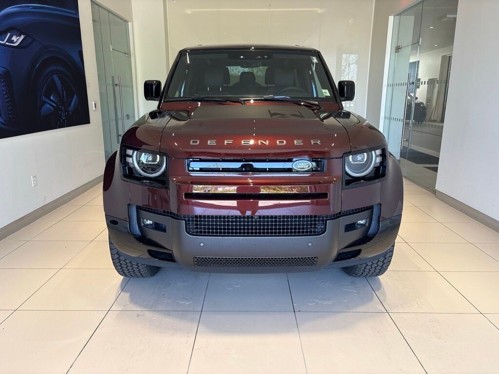 New 2026 Land Rover Defender 90 X-Dynamic SE SUV