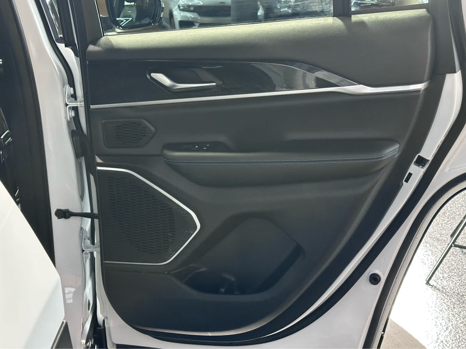 2023 Jeep Grand Cherokee Trailhawk 4xe - Photo 43