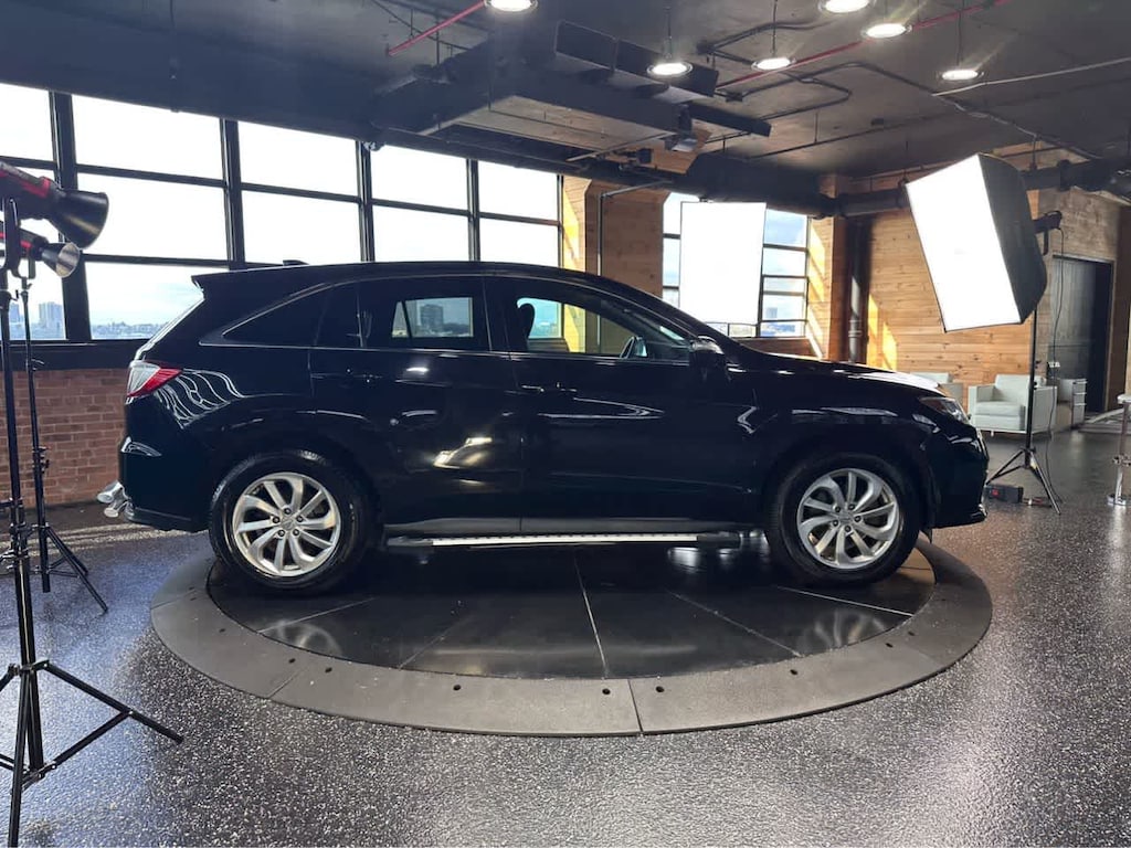 Used 2017 Acura RDX AWD