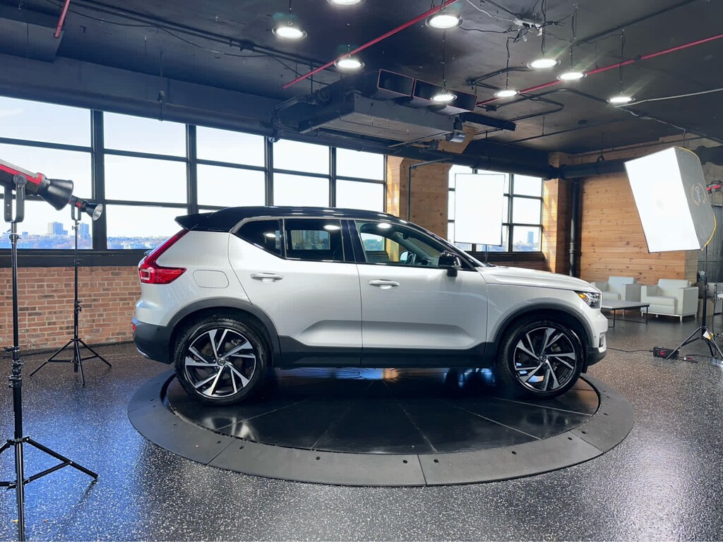 Used 2019 Volvo XC40 R-Design T5 AWD