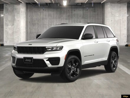 2025 Jeep Grand Cherokee Laredo 4x4