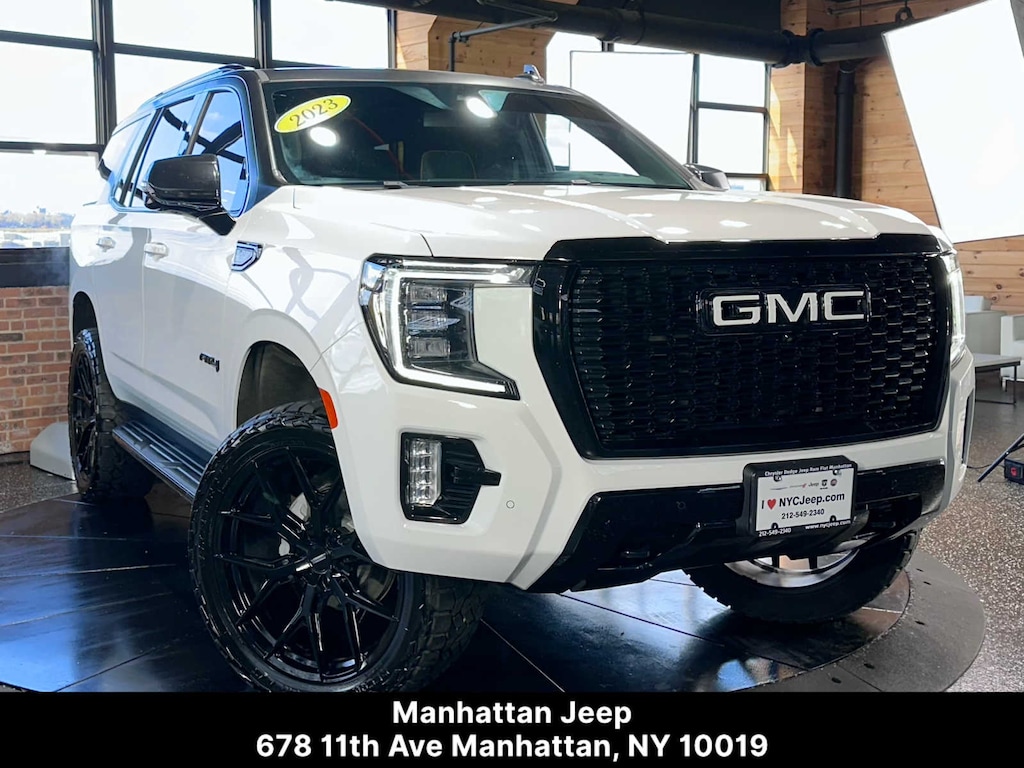 Used 2023 GMC Yukon AT4 4WD