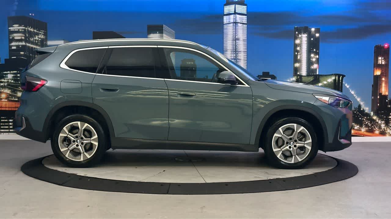 2023 Bmw X1 XDrive28i photo 2