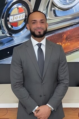 Staff member Ollie Mercedes from ID_9ca82455f67b