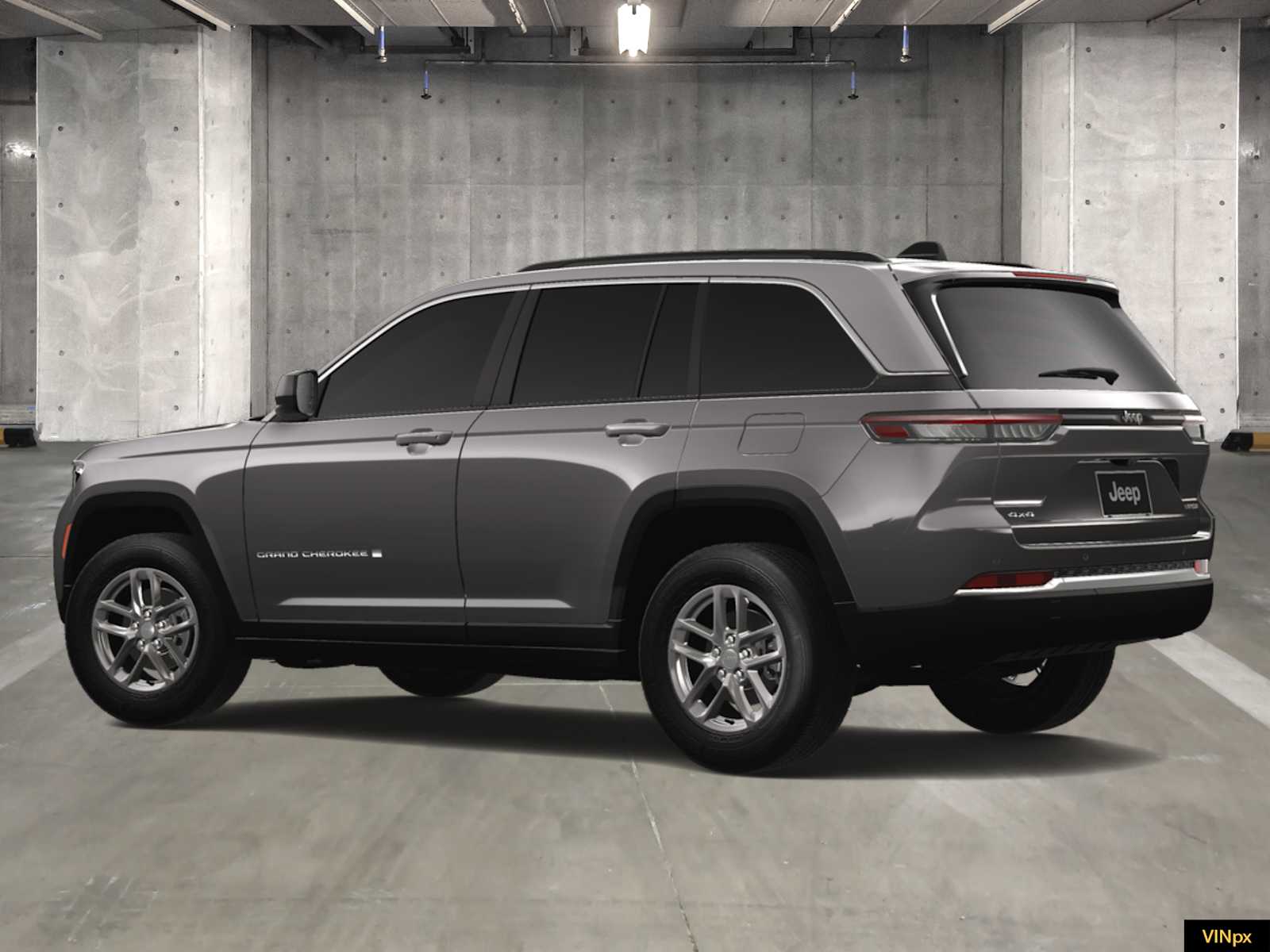 2025 Jeep Grand Cherokee Laredo photo 4