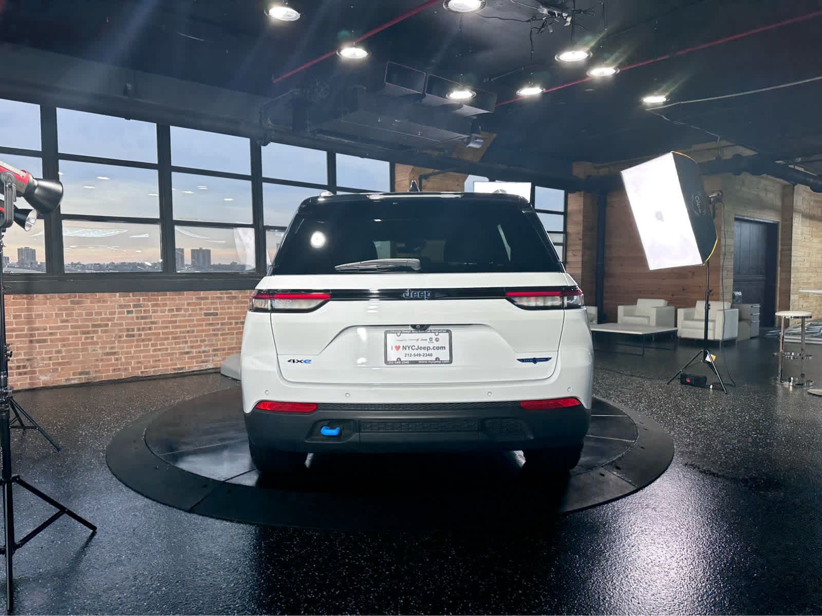 2023 Jeep Grand Cherokee Trailhawk 4xe - Photo 6