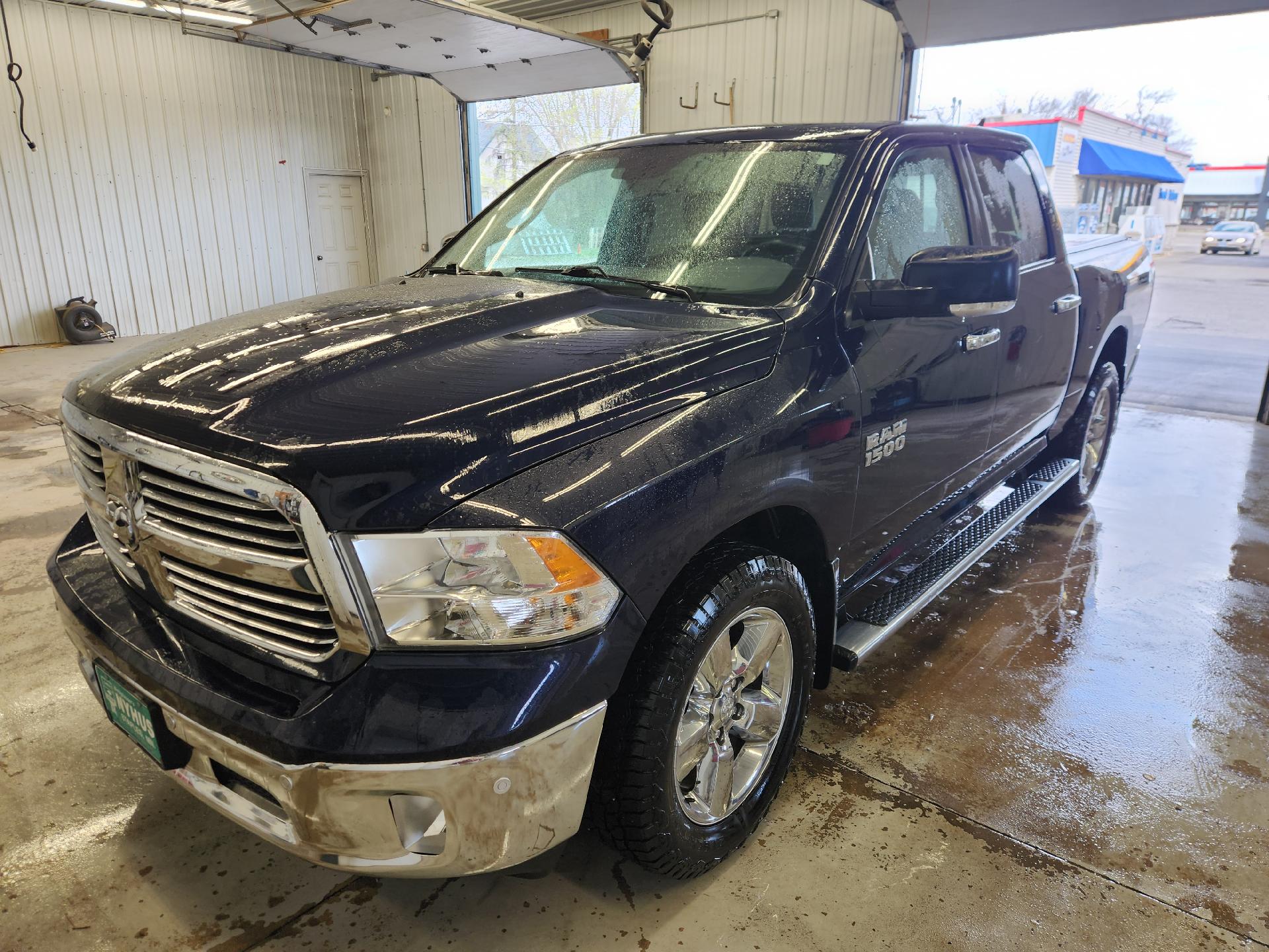 2017 RAM 1500 Big Horn 4x4 Crew Cab 5'7's photo