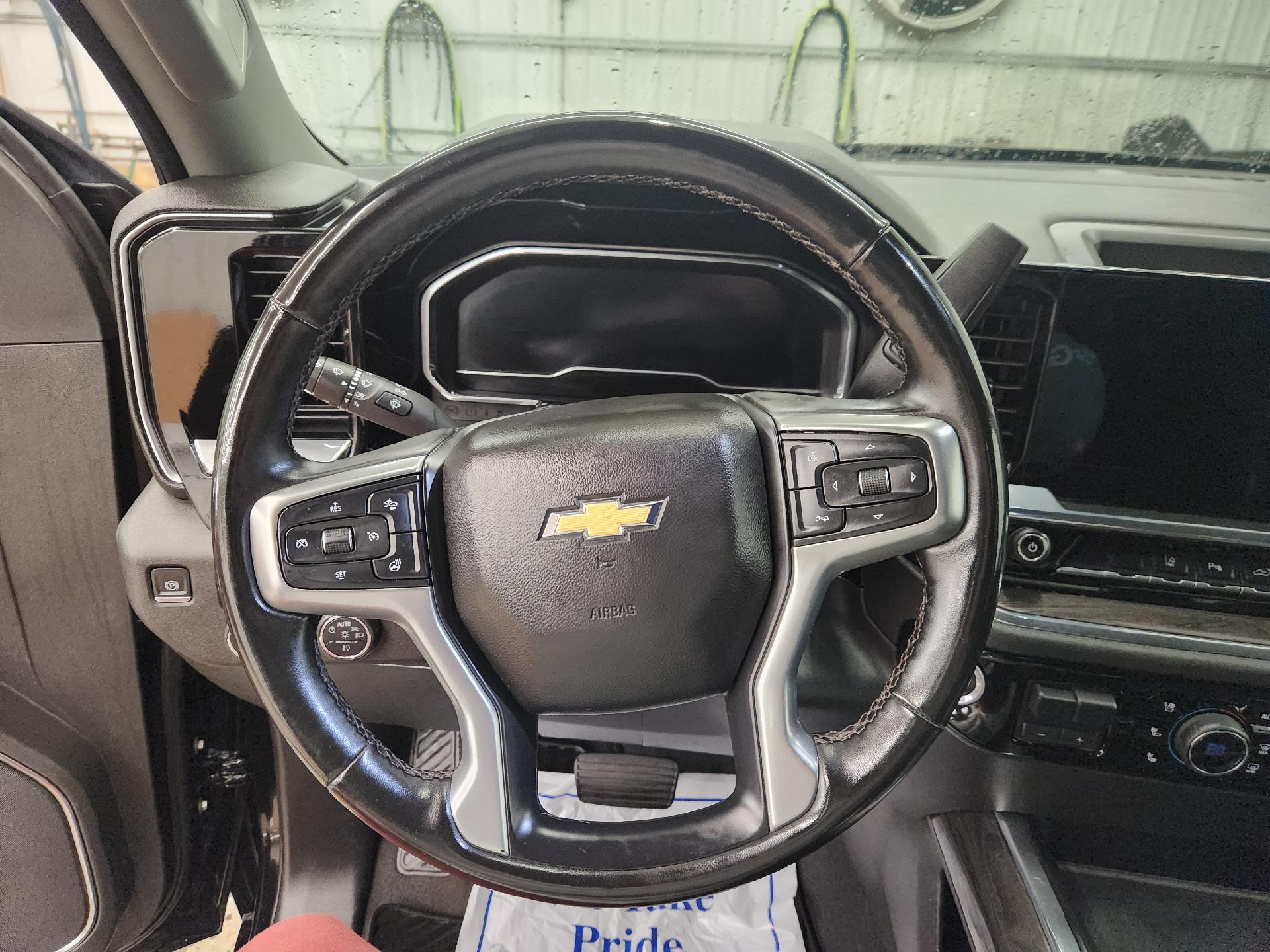 2024 Chevrolet Silverado 3500HD LTZ - Photo 9