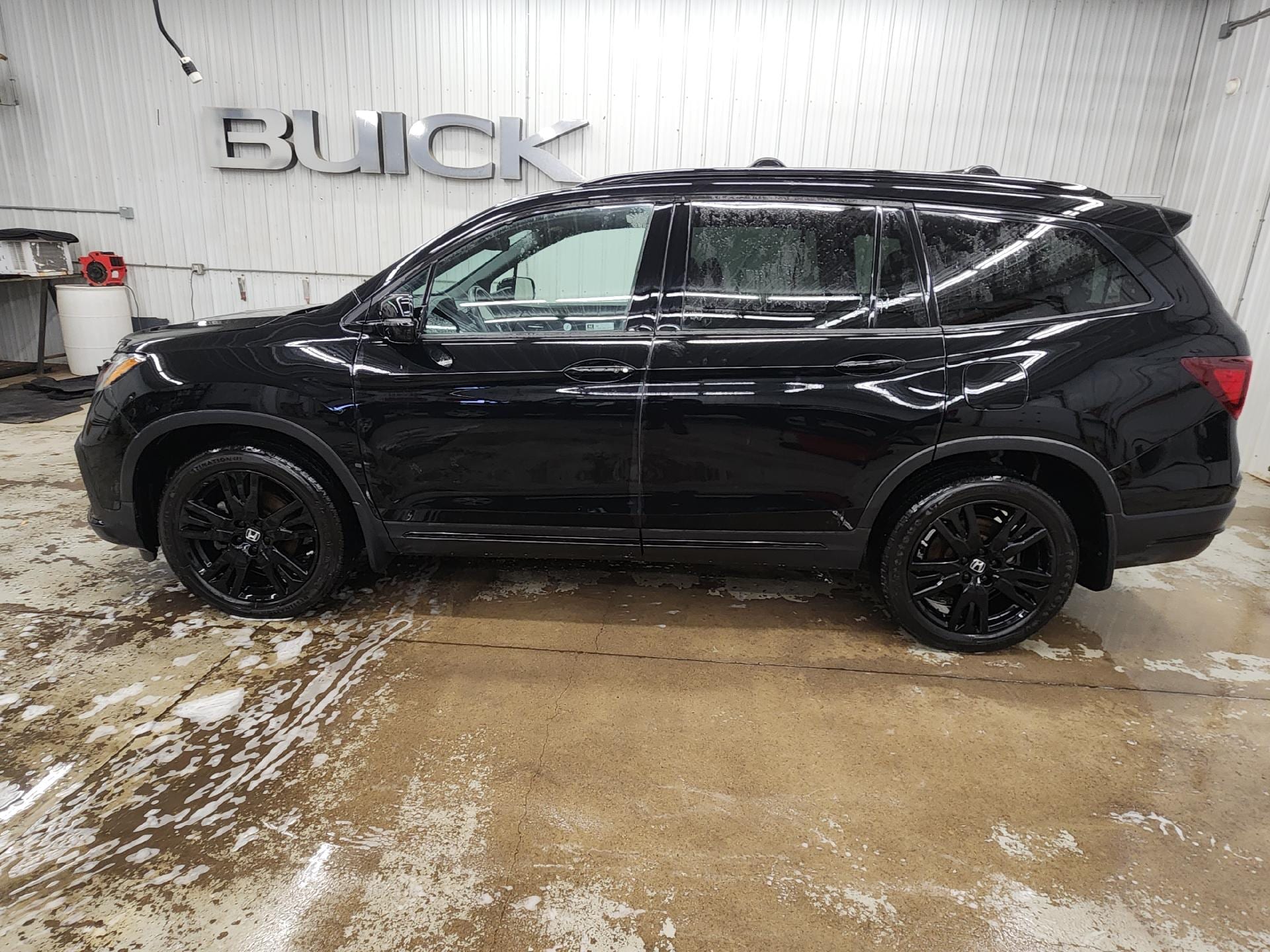 Used 2021 Honda Pilot Black Edition with VIN 5FNYF6H79MB039618 for sale in Staples, Minnesota