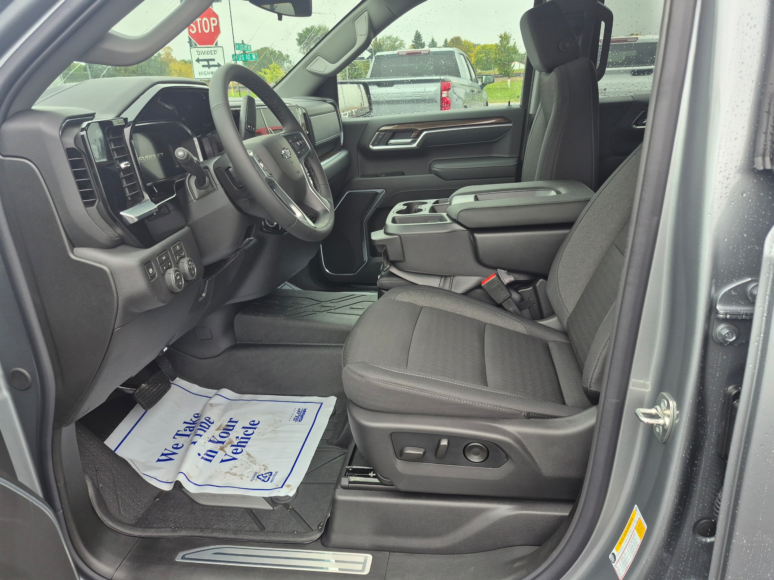 2026 Chevrolet Silverado 1500 RST - Photo 13