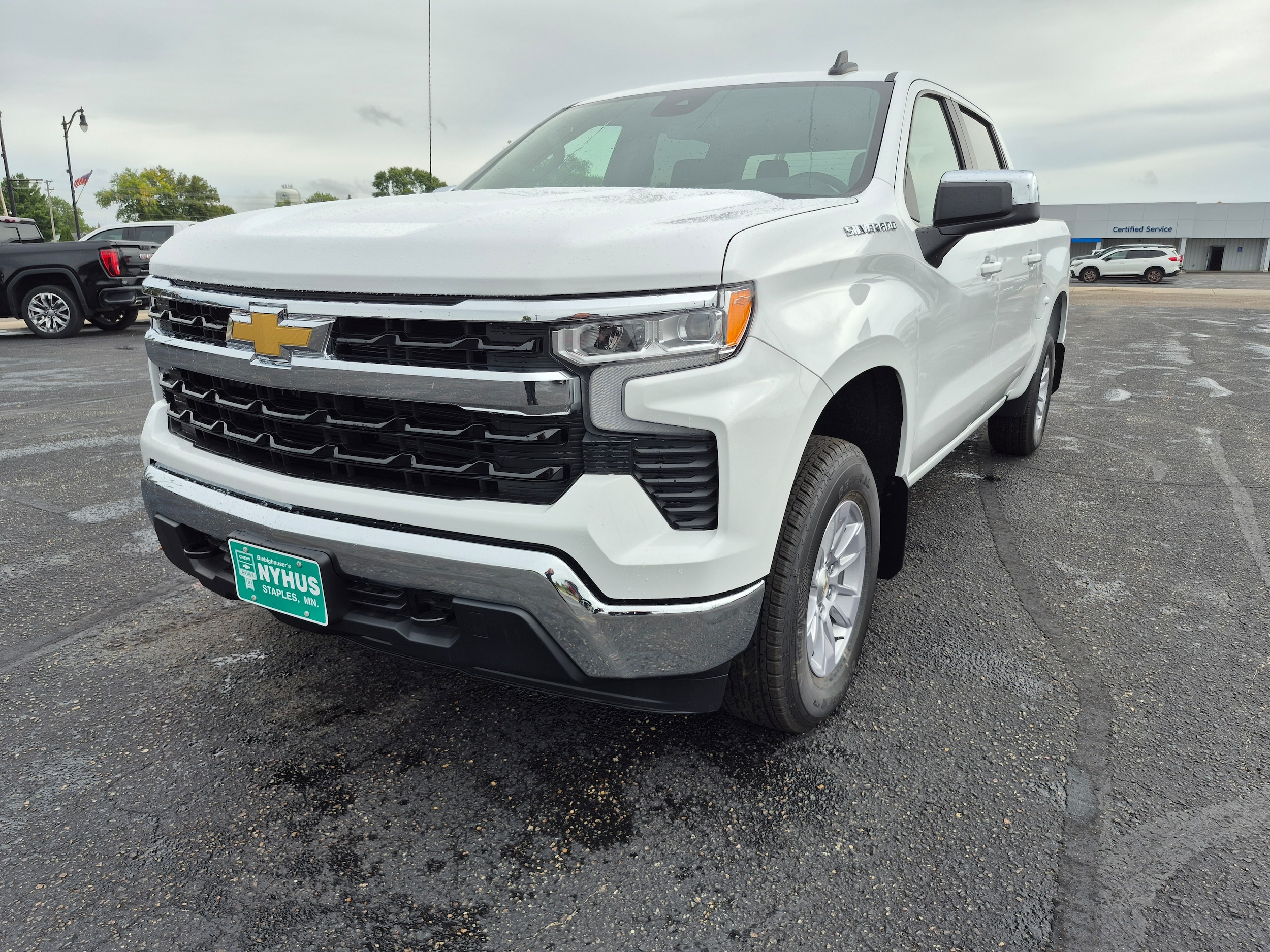 Used 2026 Chevrolet Silverado 1500 LT with VIN 1GCUKDED5TZ260554 for sale in Staples, Minnesota