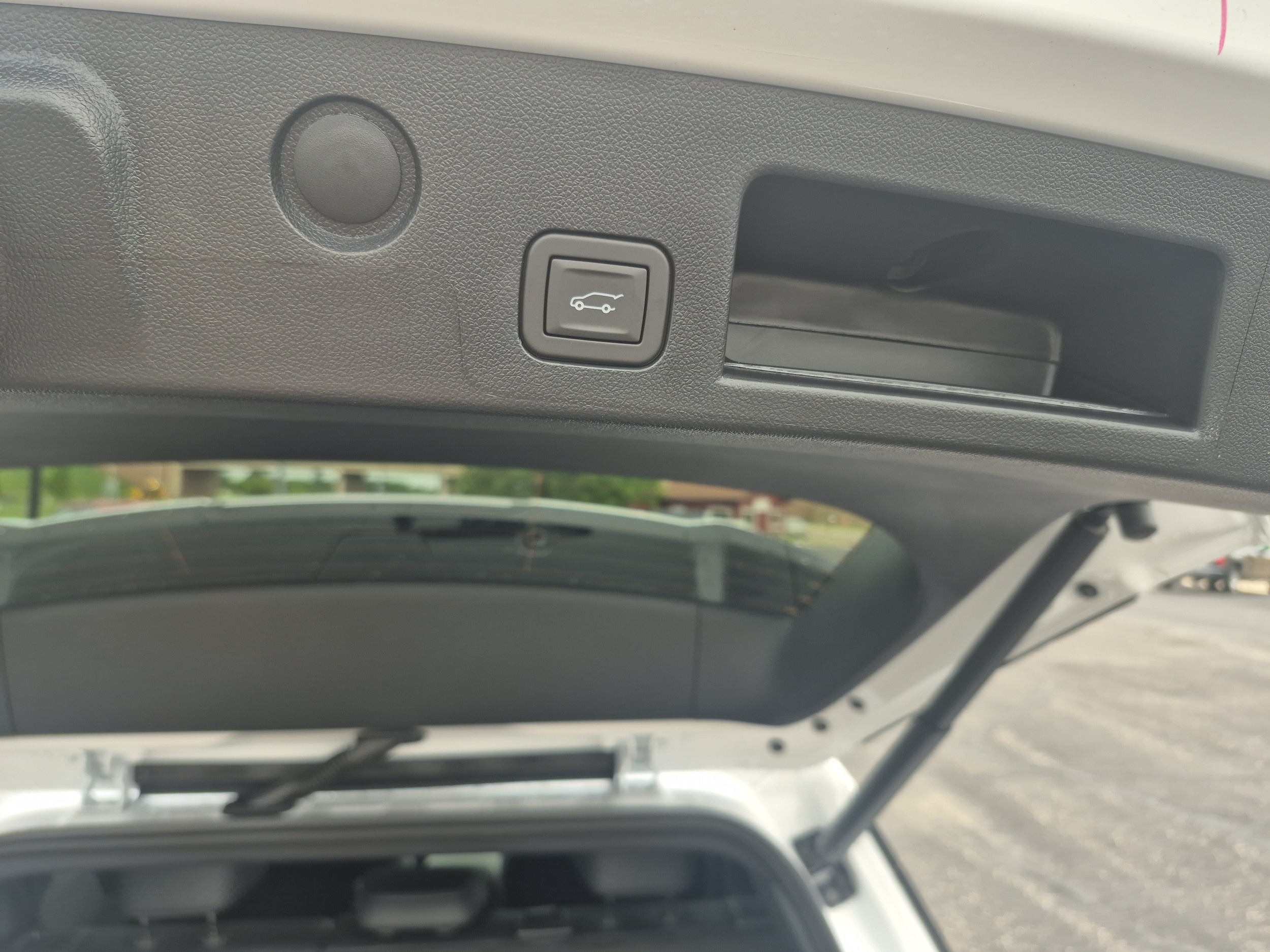 2027 Chevrolet Equinox LT - Photo 20