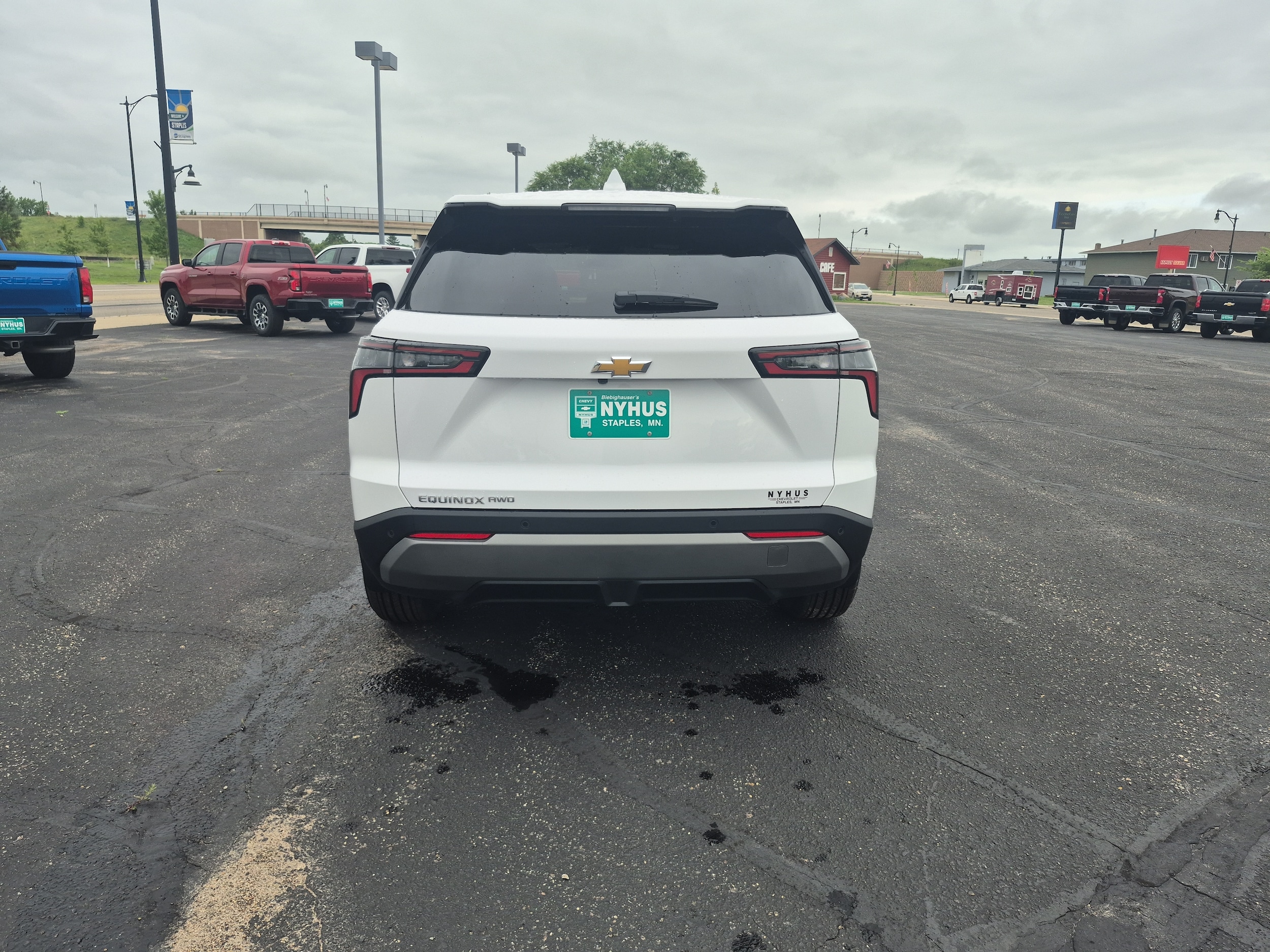 2027 Chevrolet Equinox LT - Photo 6