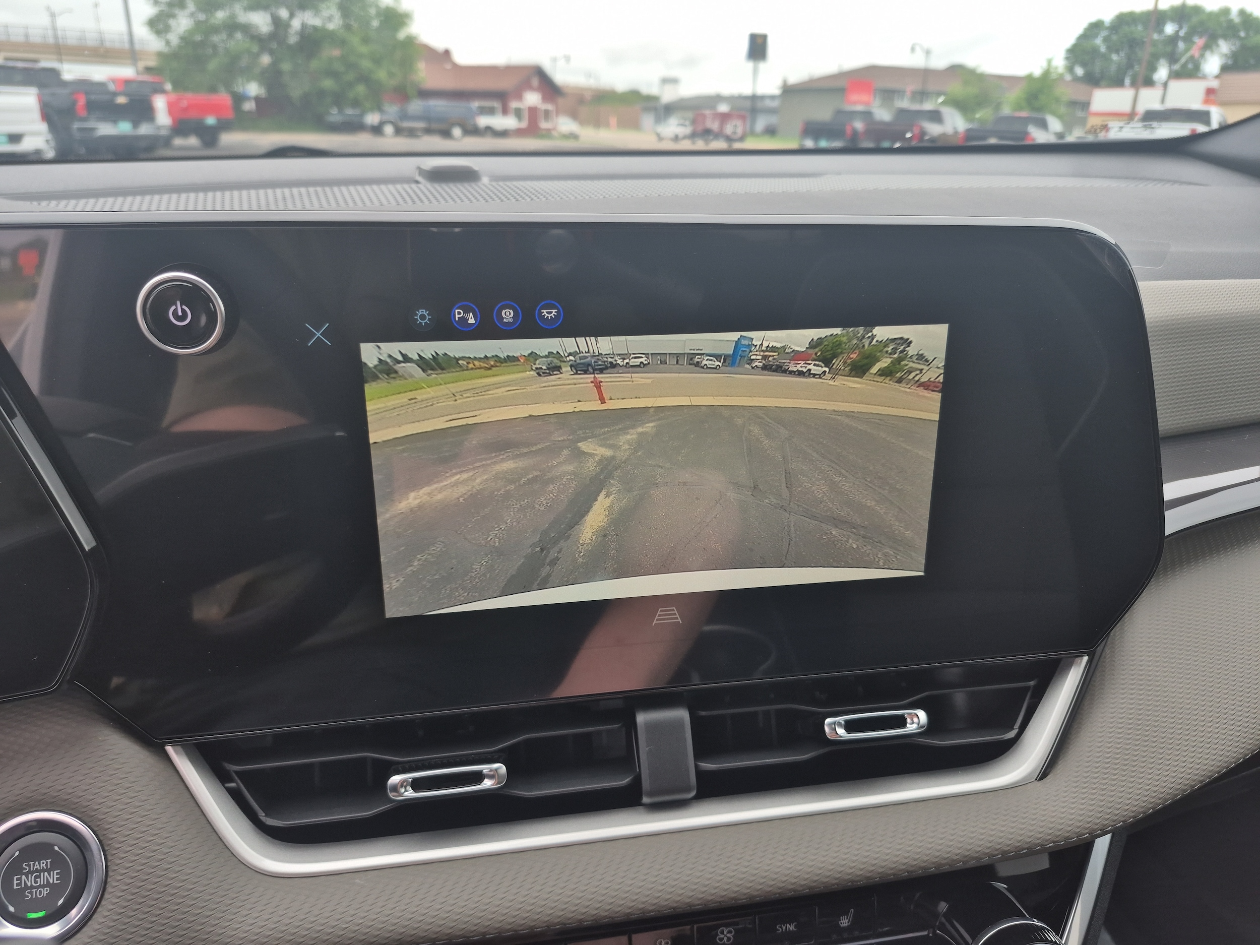 2027 Chevrolet Equinox LT - Photo 28