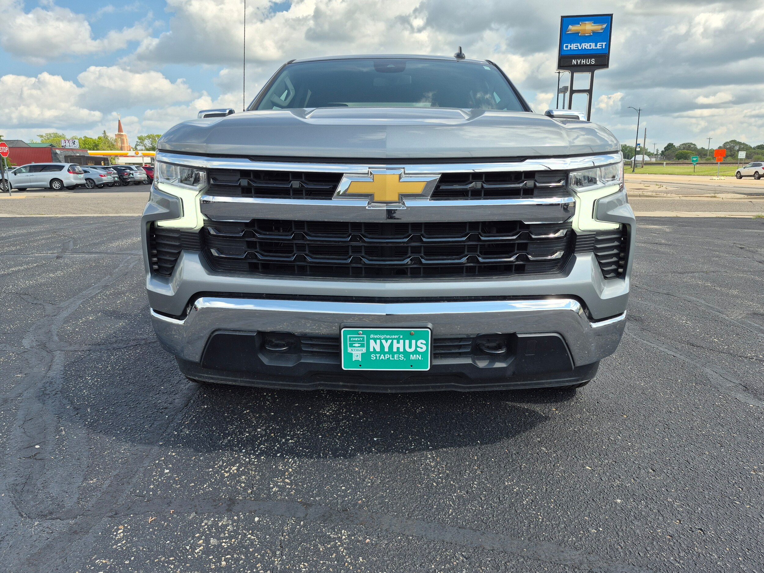Used 2026 Chevrolet Silverado 1500 LT with VIN 1GCUKDED0TZ253320 for sale in Staples, Minnesota