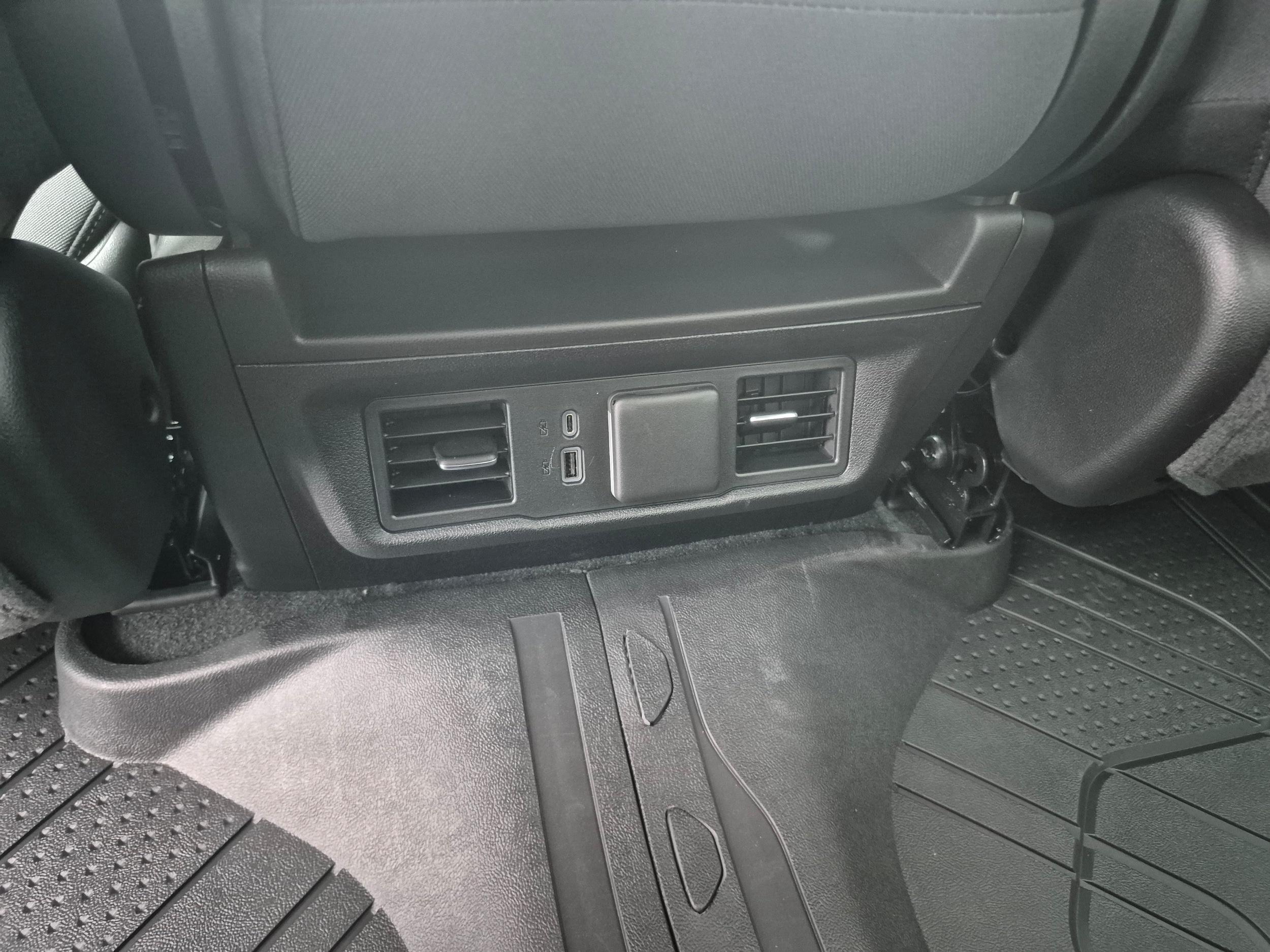 2026 Chevrolet Silverado 1500 RST - Photo 19