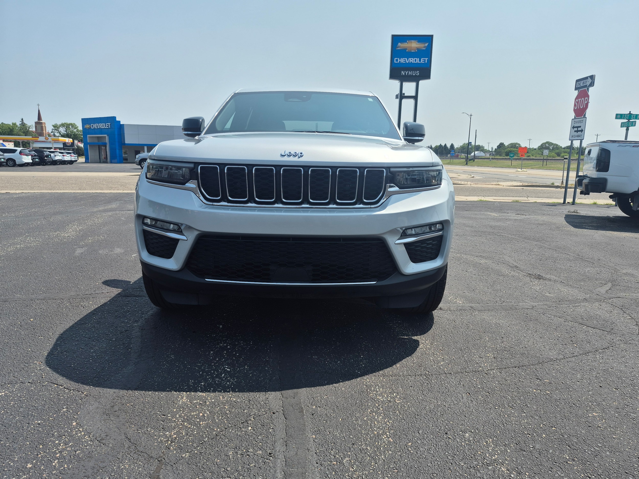 Used 2024 Jeep Grand Cherokee 4xe with VIN 1C4RJYB68RC117034 for sale in Staples, Minnesota