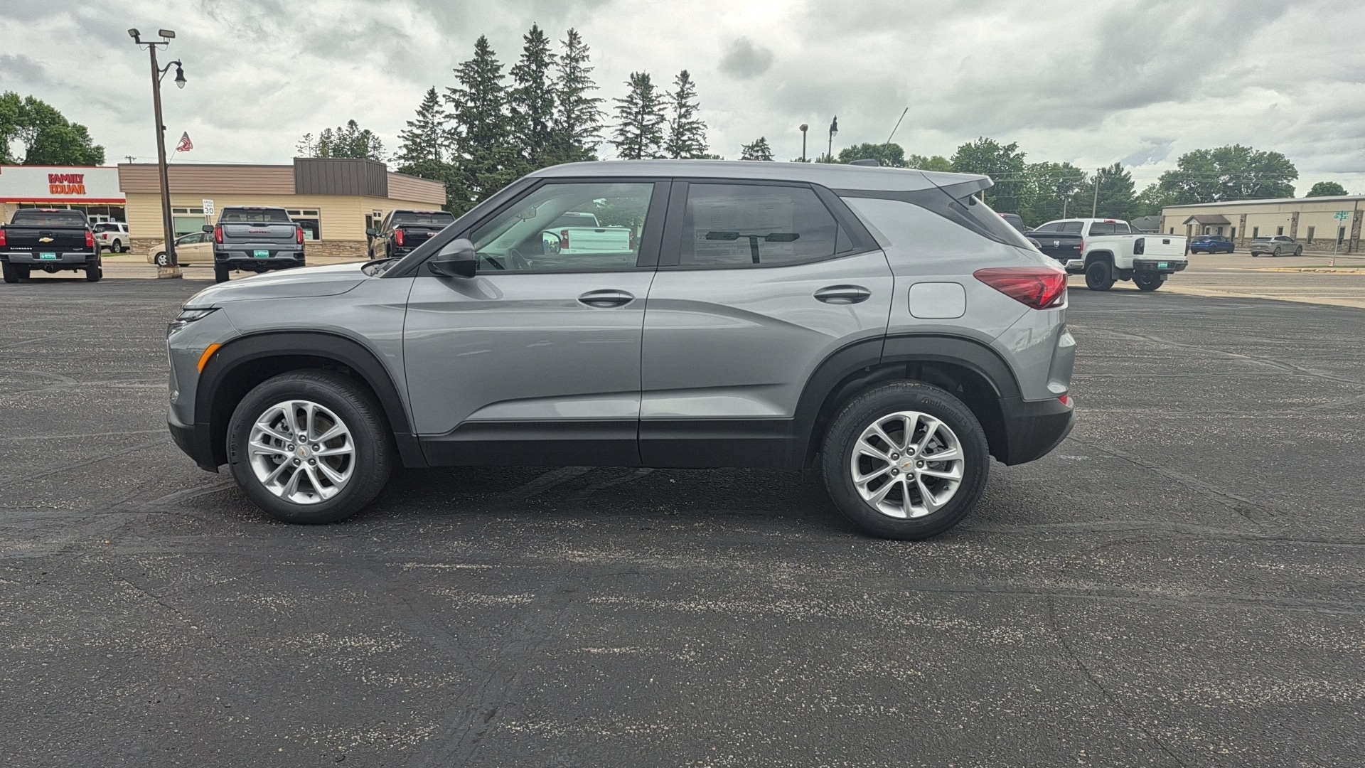 2026 Chevrolet Trailblazer LS - Photo 8