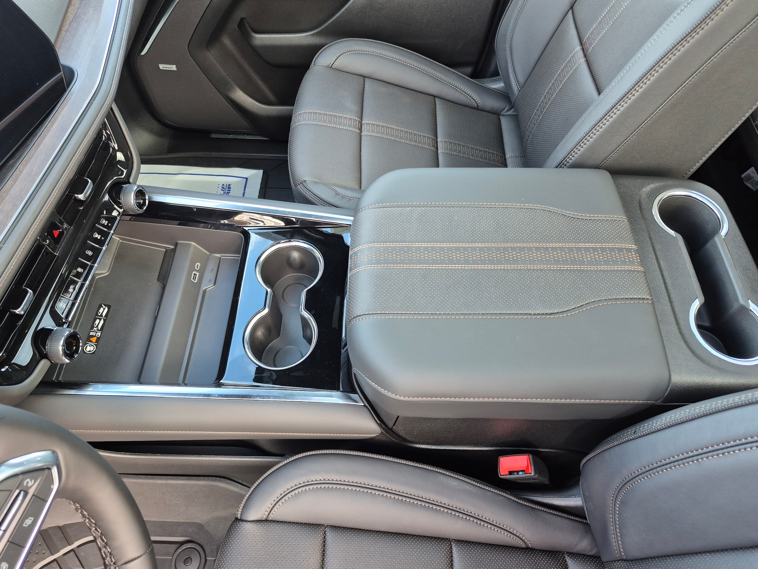 2026 Chevrolet Tahoe High Country - Photo 15