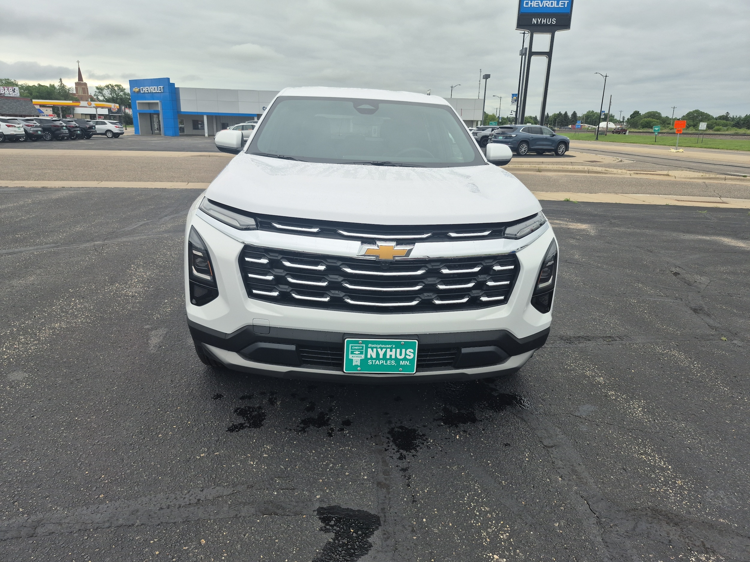 2027 Chevrolet Equinox LT - Photo 2