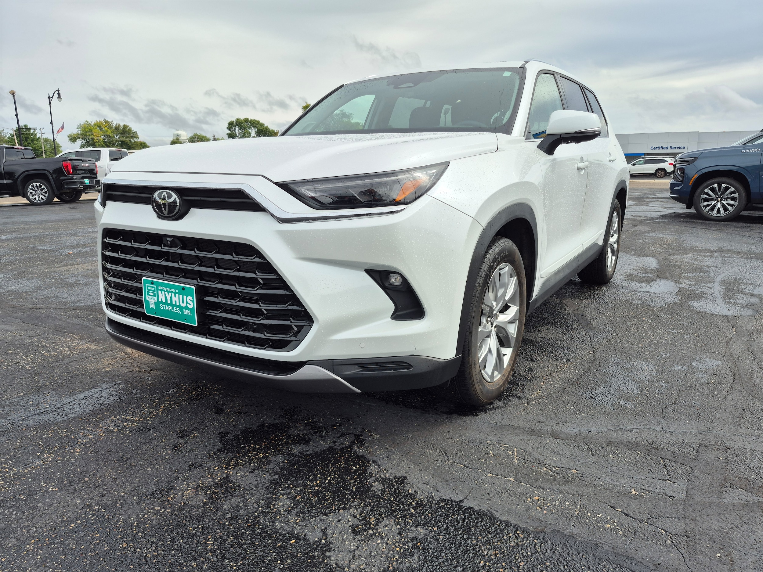 Used 2025 Toyota Grand Highlander Limited with VIN 5TDAAAB58SS103523 for sale in Staples, Minnesota