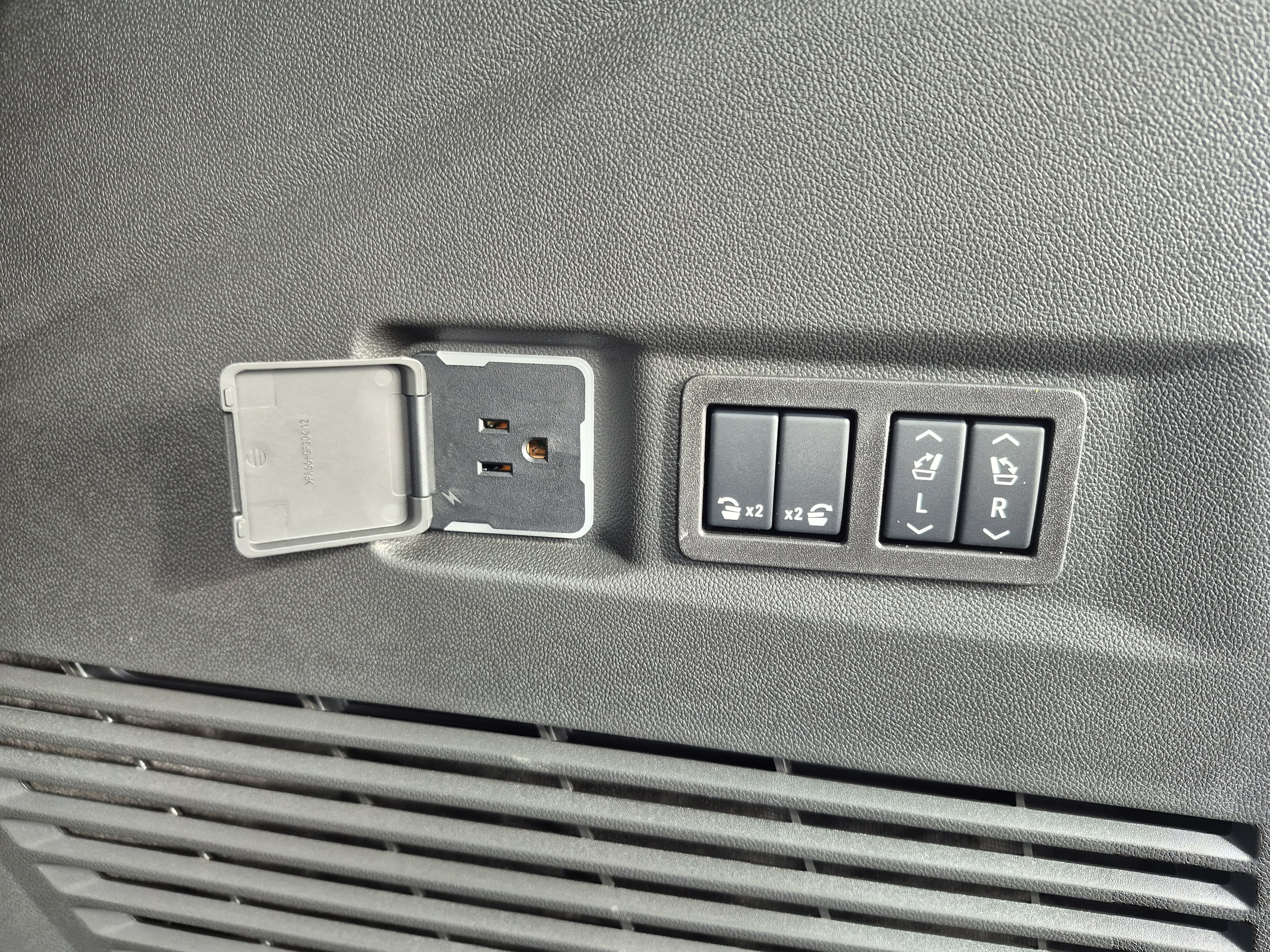 2026 Chevrolet Tahoe High Country - Photo 26