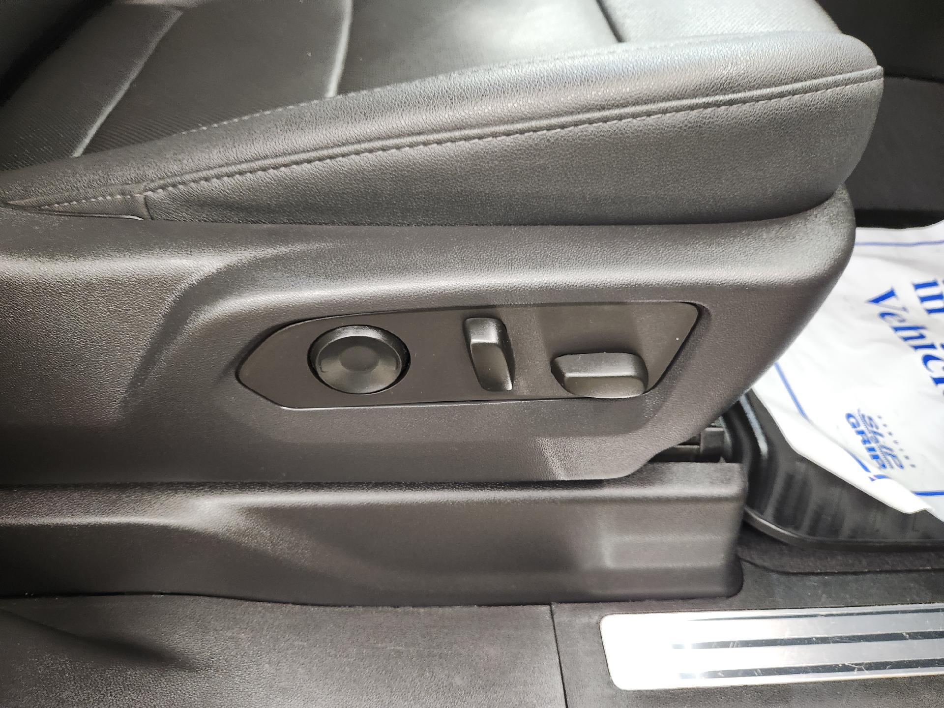 2024 Chevrolet Silverado 3500HD LTZ - Photo 21