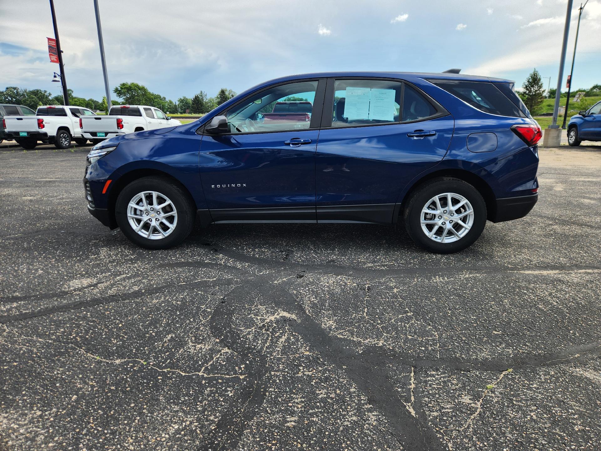 Used 2022 Chevrolet Equinox LS with VIN 2GNAX5EV5N6129455 for sale in Staples, Minnesota
