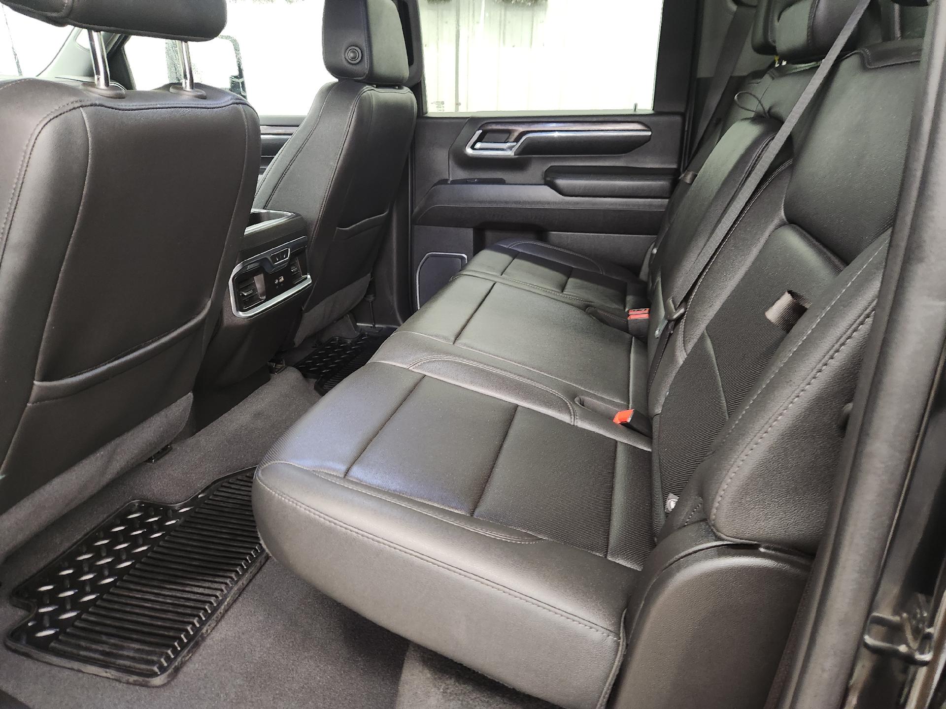 2024 Chevrolet Silverado 3500HD LTZ - Photo 16