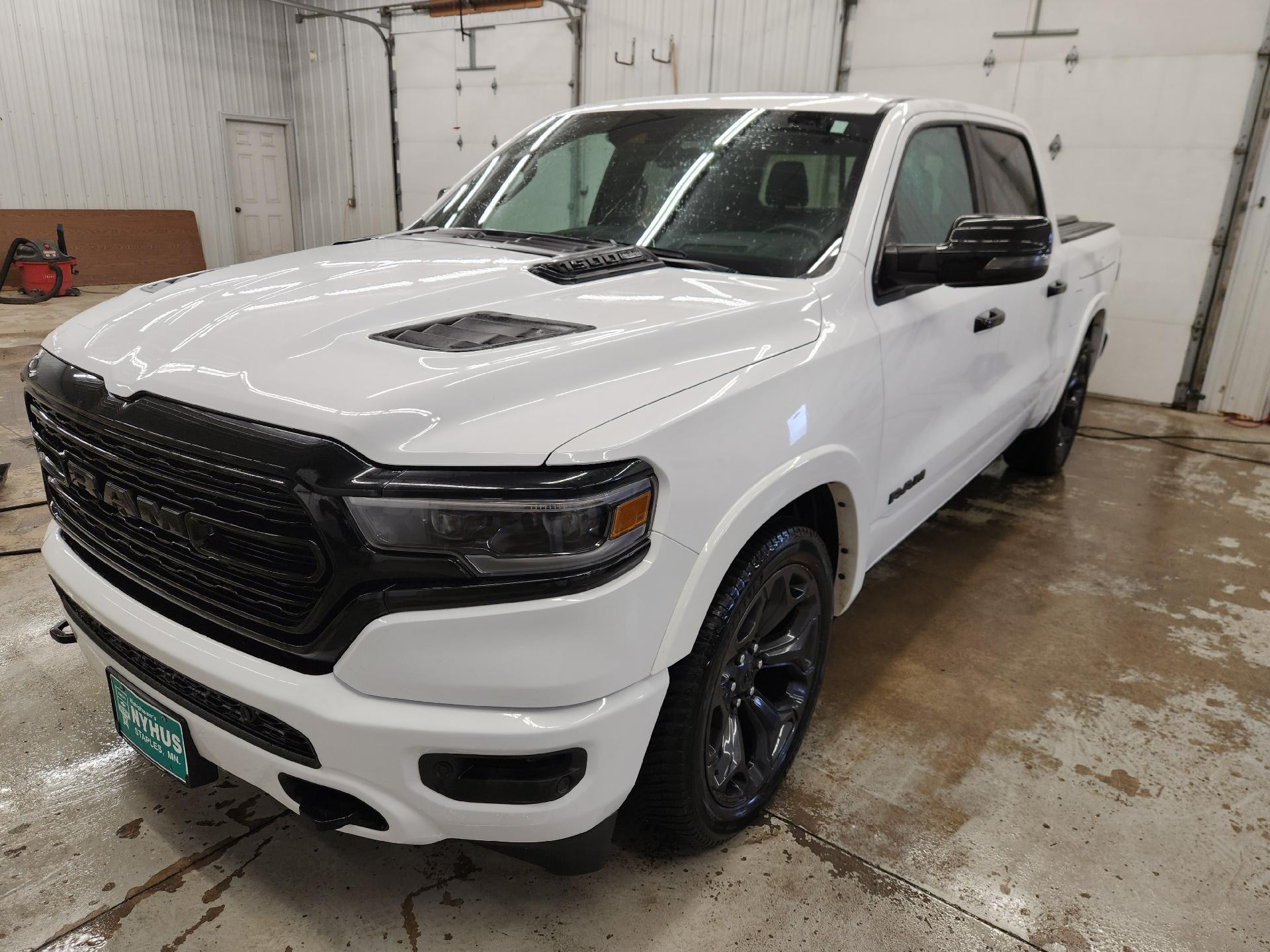 2024 RAM 1500 Limited Crew Cab 4WD