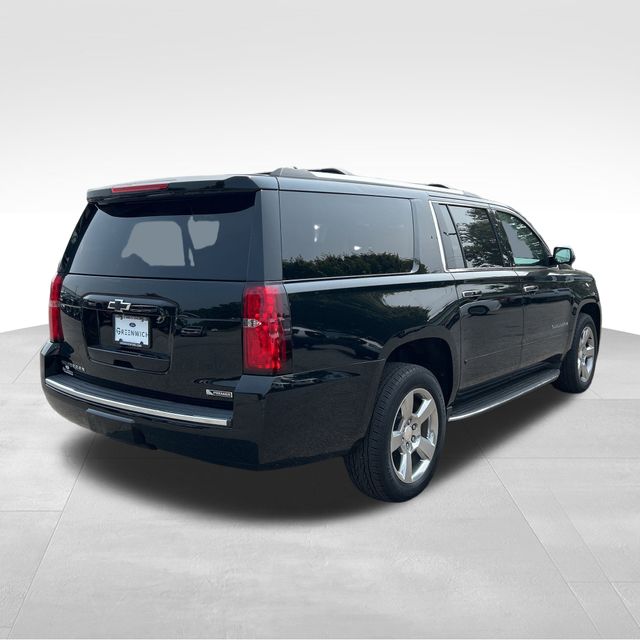 2018 Chevrolet Suburban Premier photo 3