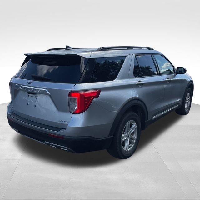 2022 Ford Explorer XLT photo 2