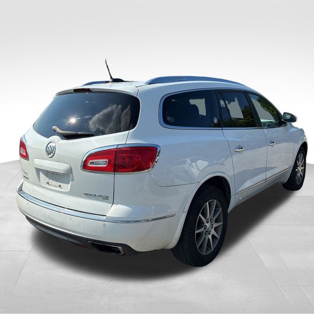 2017 Buick Enclave Leather photo 2