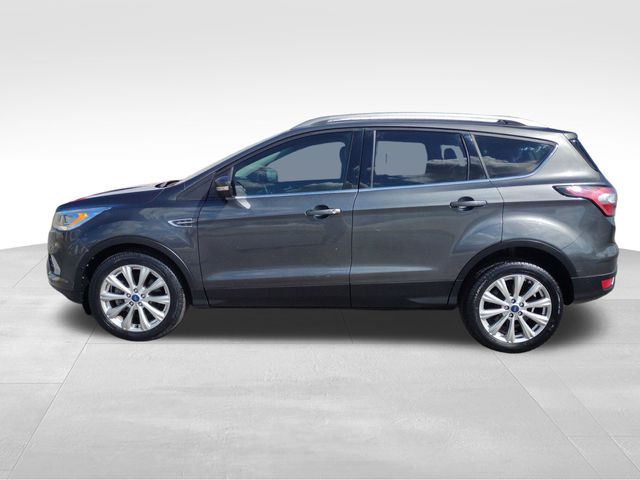 2018 Ford Escape Titanium photo 2