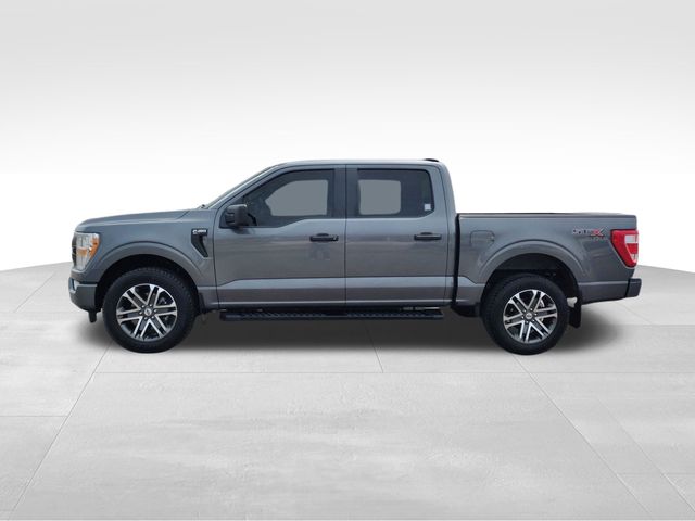 2021 Ford F-150 XL photo 2