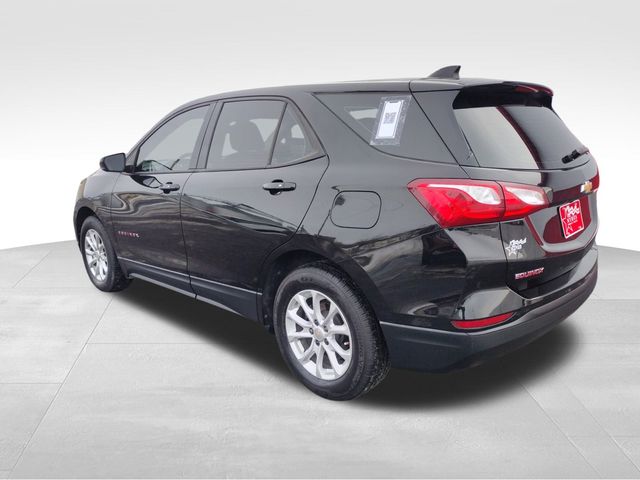 2019 Chevrolet Equinox LS photo 3