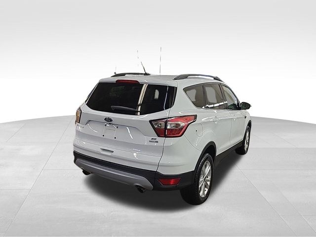 2018 Ford Escape SE photo 2