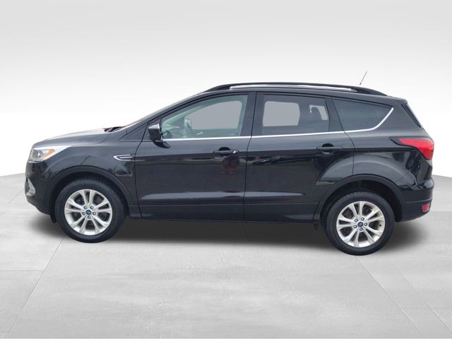 2019 Ford Escape SEL photo 2