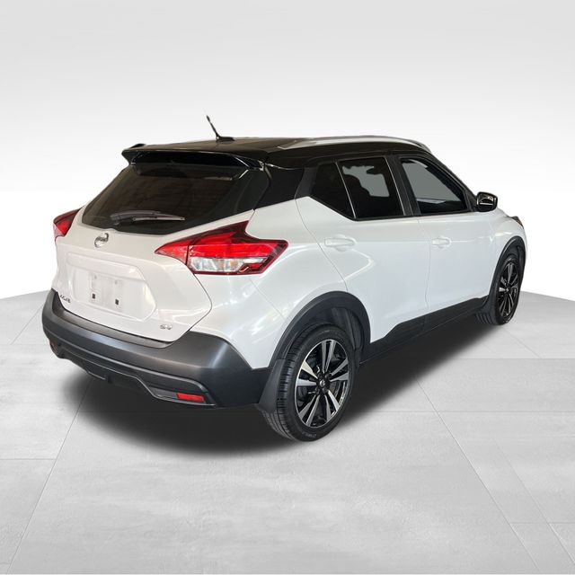 2019 Nissan Kicks SV photo 3