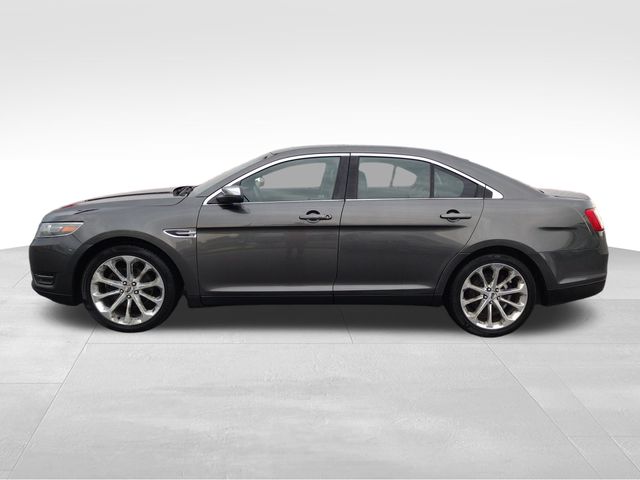 2016 Ford Taurus Limited photo 2