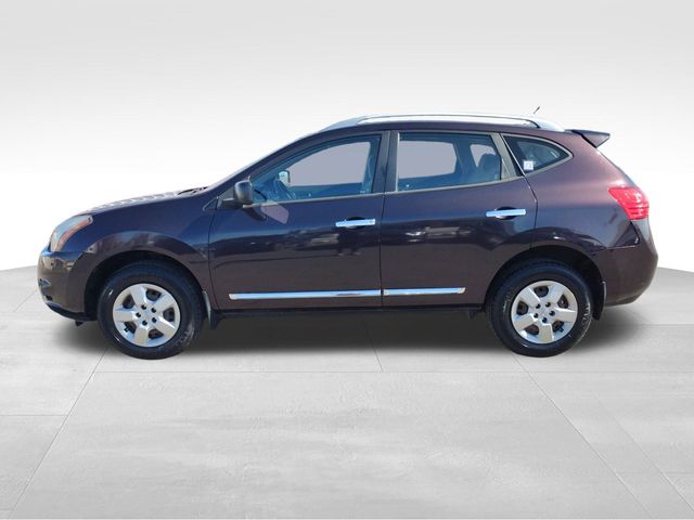2014 Nissan Rogue Select S photo 2