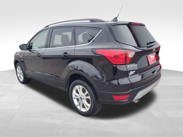 2019 Ford Escape SEL photo 3